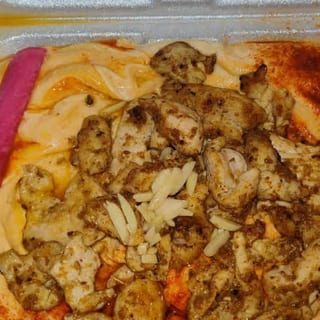 Hummus with Chicken