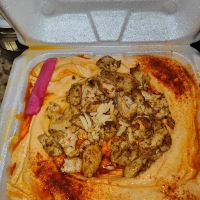 Hummus with Chicken.